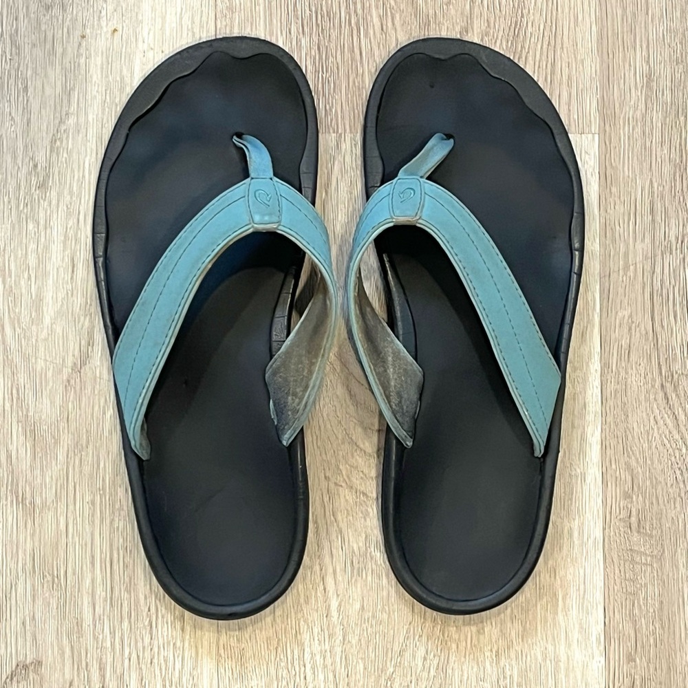 OluKai Women’s Flip Flops